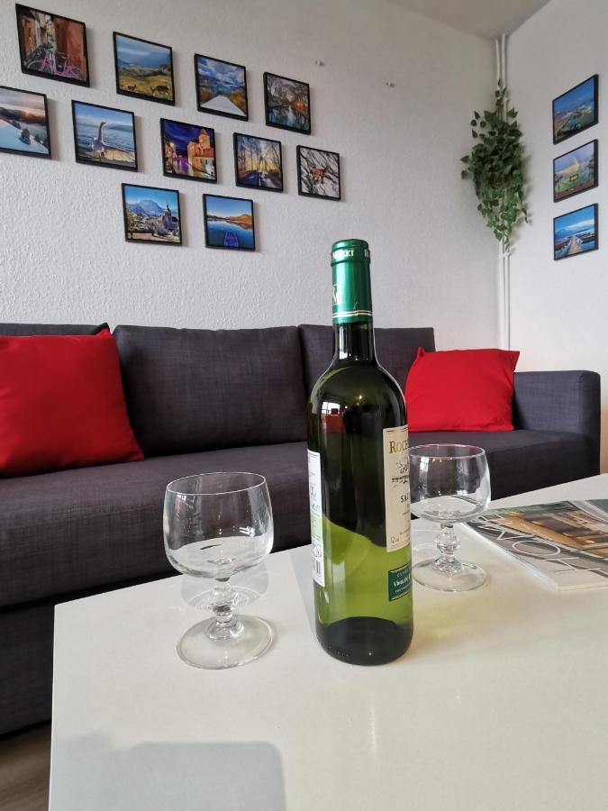 Le Duplex - Hyper Centre - Gare - Wifi - Netflix - Disney + Annecy Bagian luar foto