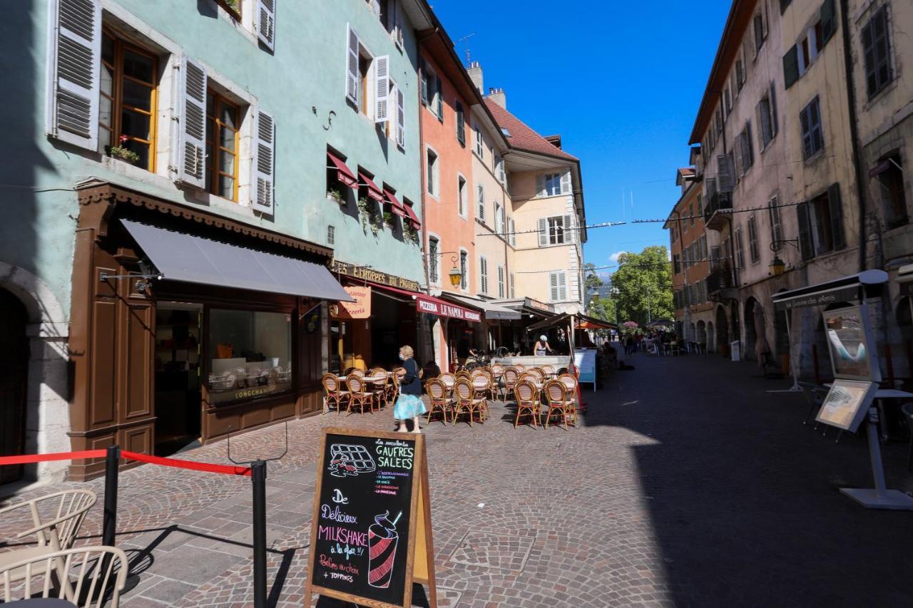 Le Duplex - Hyper Centre - Gare - Wifi - Netflix - Disney + Annecy Bagian luar foto